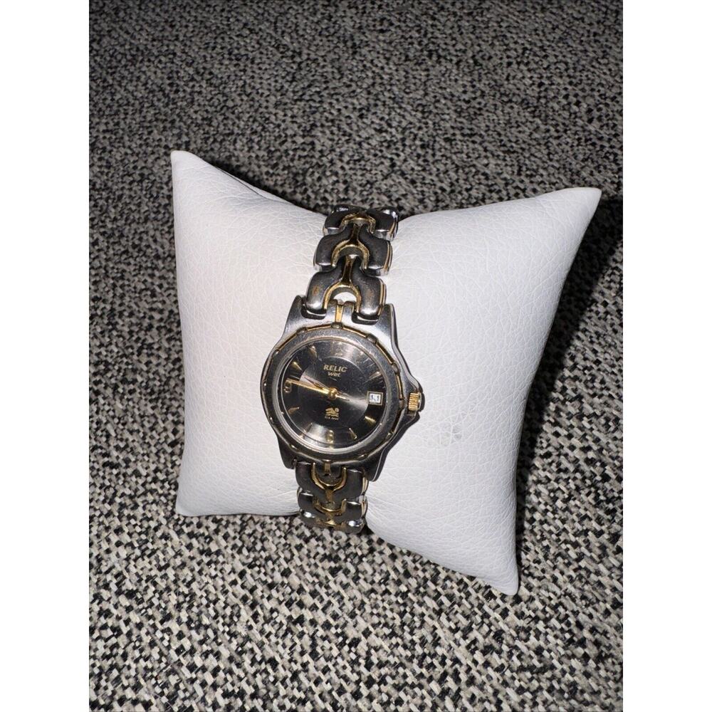 RELIC WET BY FOSSIL ZR11661 WOMENS QUARTZ WRIST WATCH WATER RESISTANT BLACK DIAL